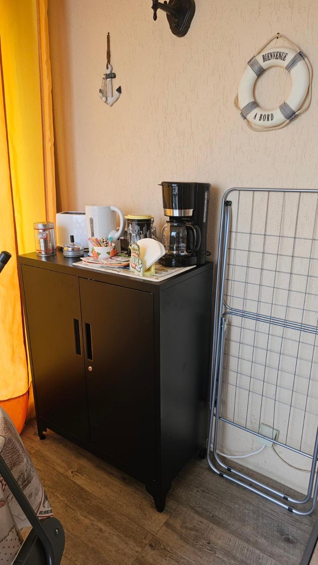 T2 Coloré&fonctionnel à 200m Des Plages Apartamento Sète
